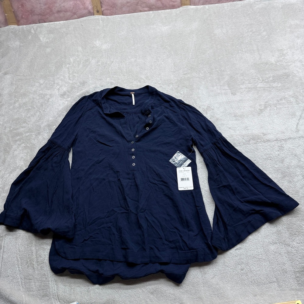Free People Henley Womens Small‎ Shirt Navy Blue Bell Sleeve Boho Indie Festival
